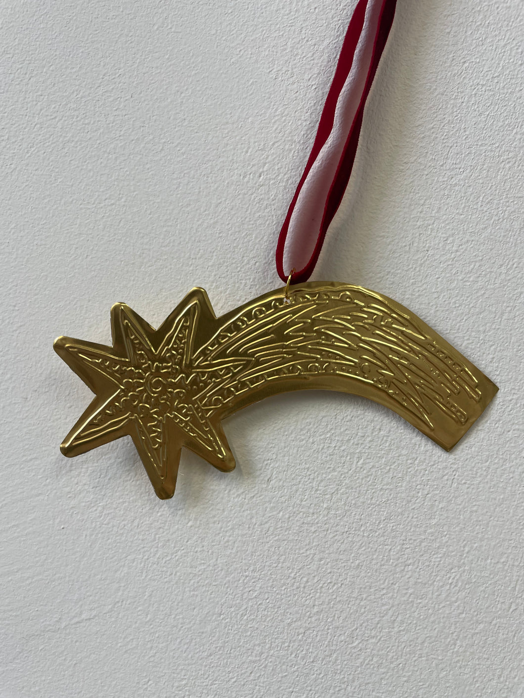 Gold Embossed Shooting Star Ornament